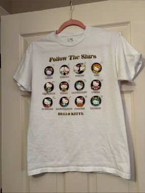 Hello Kitty White Graphic 'Follow The Stars' Zodiac Tee